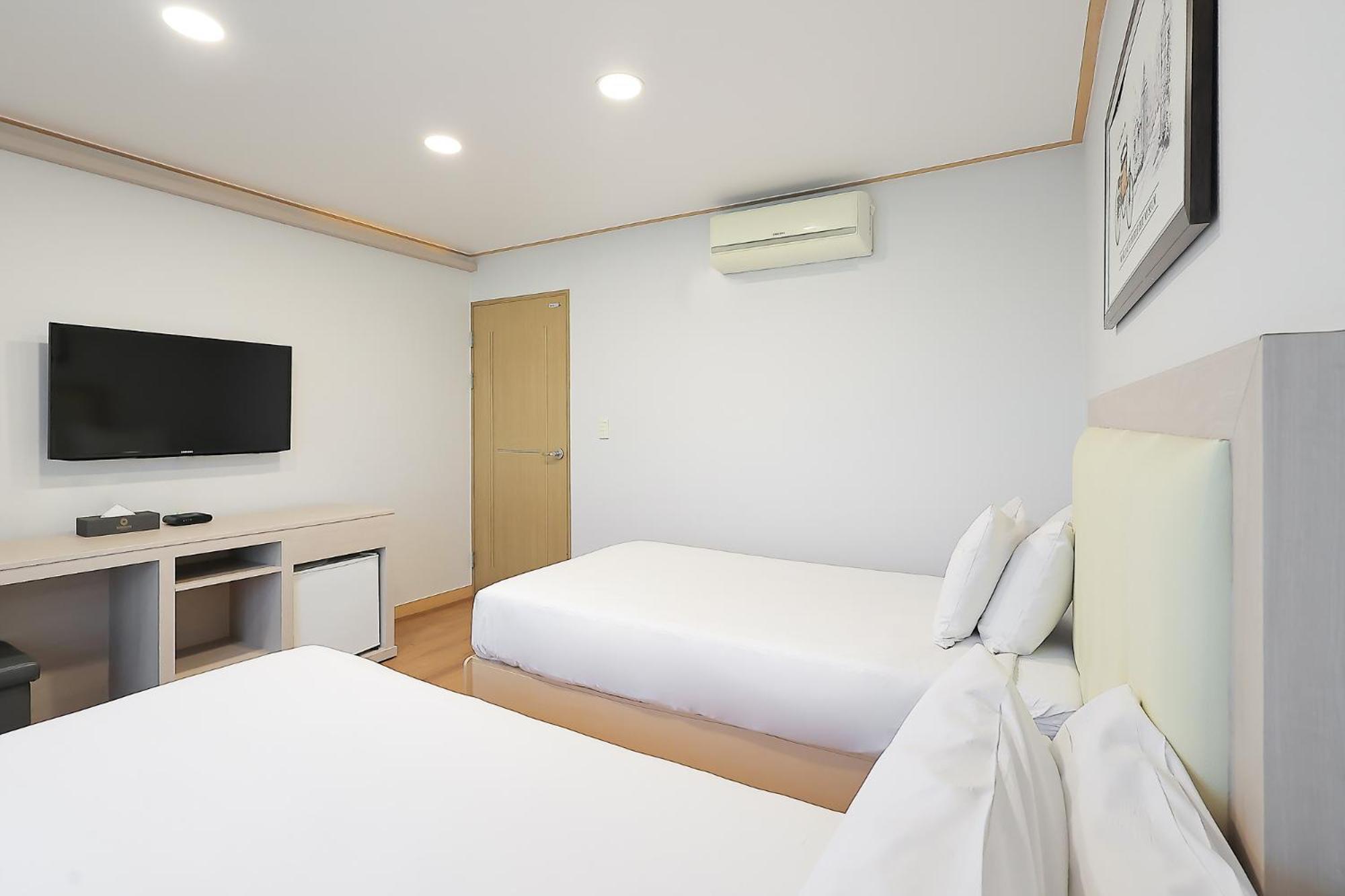 Shin Shin Hotel Jeju City Экстерьер фото